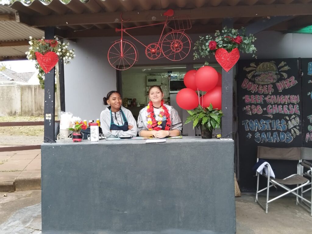 Burgers & More